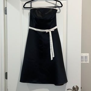 Scott McClintock Petite Strapless black and white dress with bow detail.